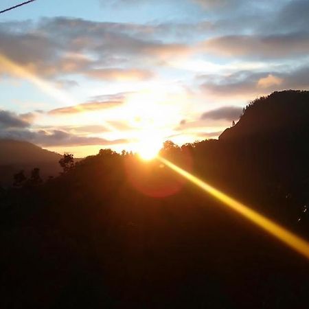 Bed and Breakfast Zircon Ella Esterno foto