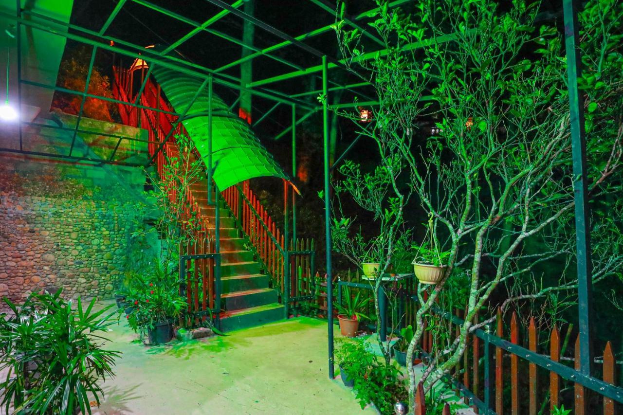 Bed and Breakfast Zircon Ella Esterno foto